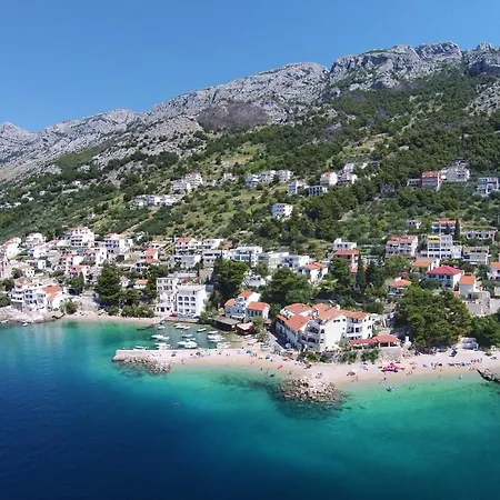 Lägenhet By The Sea Pisak, Omis - 10410 Mimice